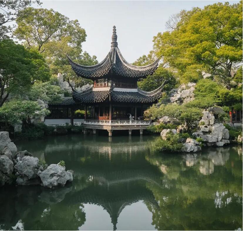 红花岗区夏青餐饮有限公司